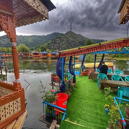 Hotel Exotic Young Shreen Houseboat Srīnagar Exterior foto
